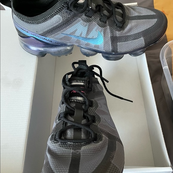 Nike Air VaporMax 2019 Throwback Future - Picture 3 of 3